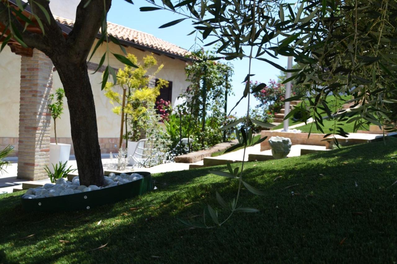 B&B & Spa Novantadieci Club (Adults Only) Atri Exterior photo