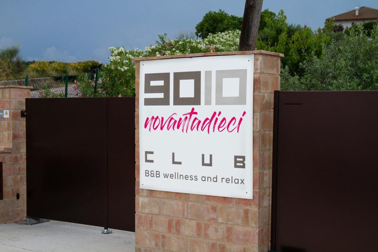 B&B & Spa Novantadieci Club (Adults Only) Atri Exterior photo